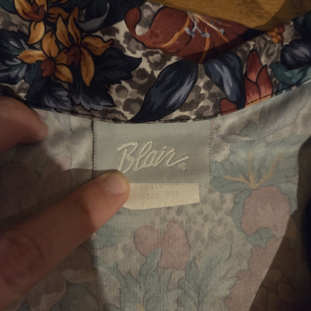 Blair Silk Floral Top - Picture 4 of 5